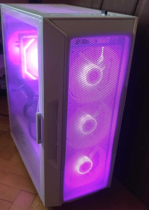 Геймърски компютър Ryzen 5600x, GeForce RTX 3060ti, 32gb ddr4,1tb nvme