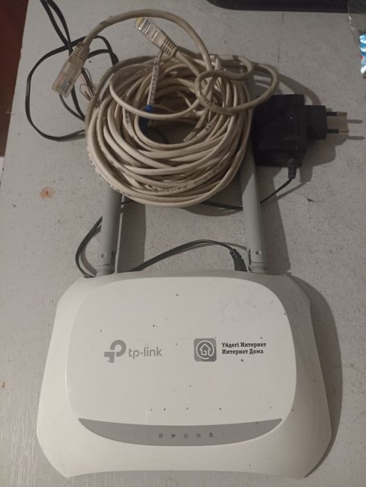 Роутер wi-fi Model:Tl-WRB4ON