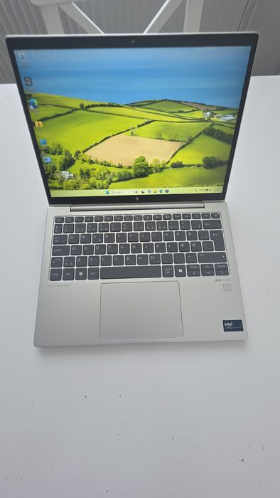 Hp EliteBook 630 G11 Intel Ultra 5 135U 16 gb ddr5!!!