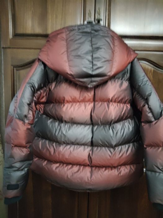Оригинално дамско зимно яке (Nike).