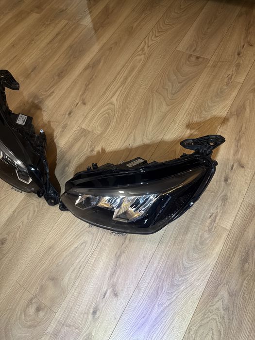 Far Peugeot 208 2 2019 - 2022 faruri stanga dreapta led