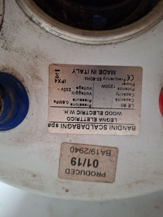 Vând boiler apa calda