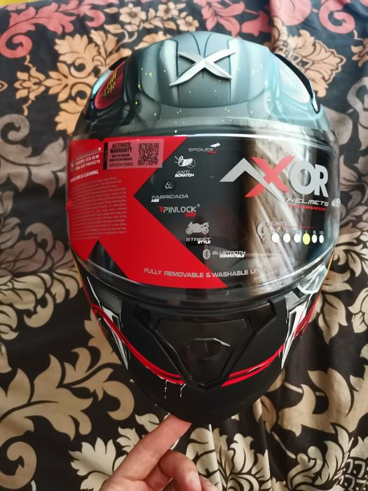 Каска за мотор Axor Apex Venomous с очила