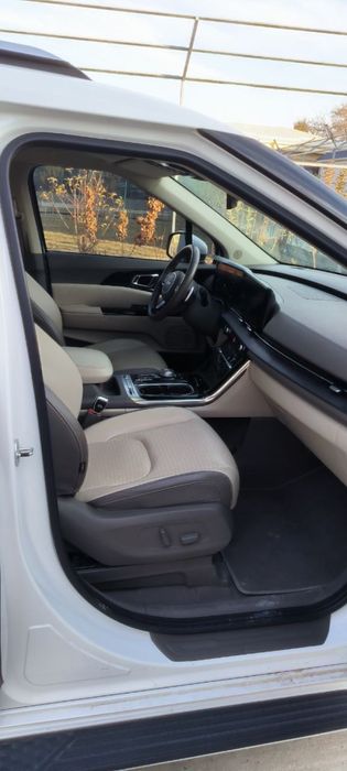 Kia Carnival Корейский фулл позиция 2023 йил