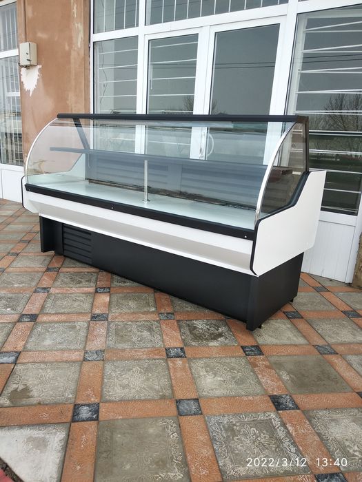 Vitrina xolodelniklar tayorlab beramiz