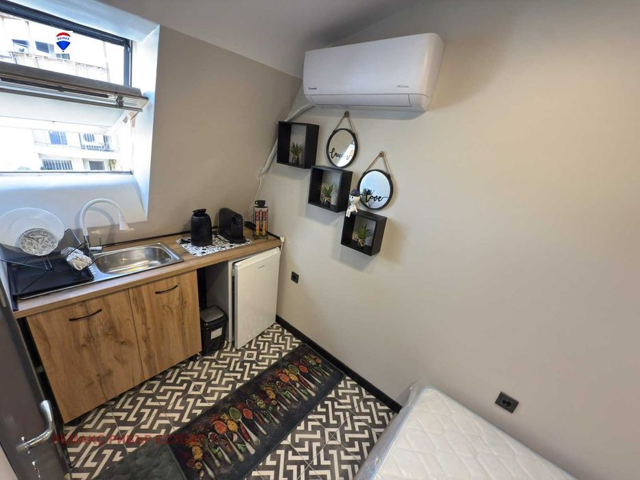 Дава се под наем  в Русе, Център - 17 кв.м за 229.5 € - Снимка #3