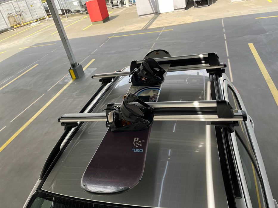 Suport Ski Thule Deluxe 727 -latime 60 cm,6 perechi de ski-uri,4 snowboard,stare excelenta