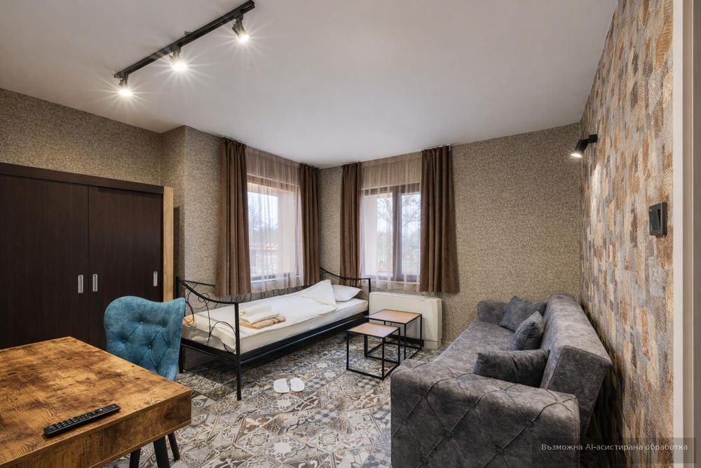 Дава се под наем Къща в с. Здравец, Област Варна - 420 кв.м за 2100 € - Снимка #5