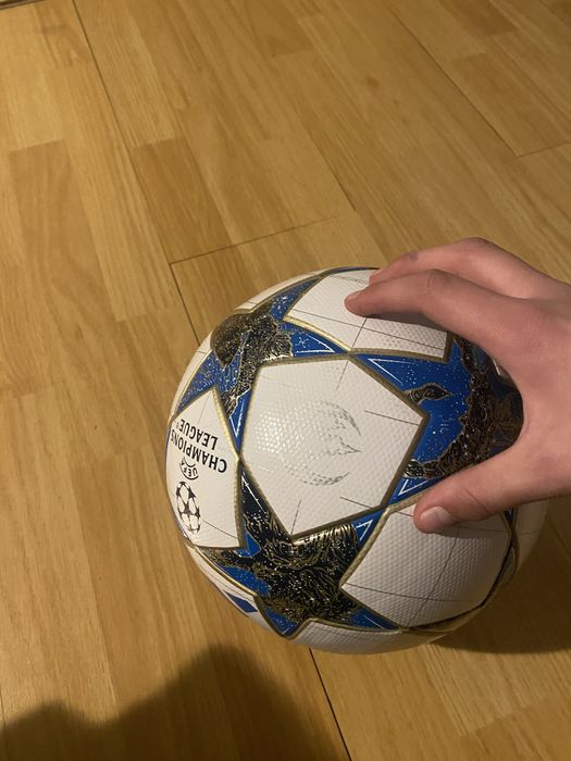 Minge champions league 24/25 originala adusa din Franta