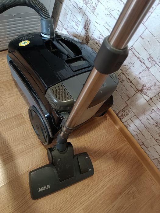 Продам моющий пылесос