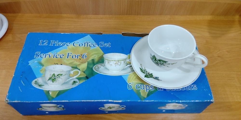 Чайный сервиз на 6 персон