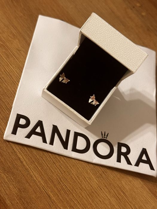 Pandora обеци Пандора