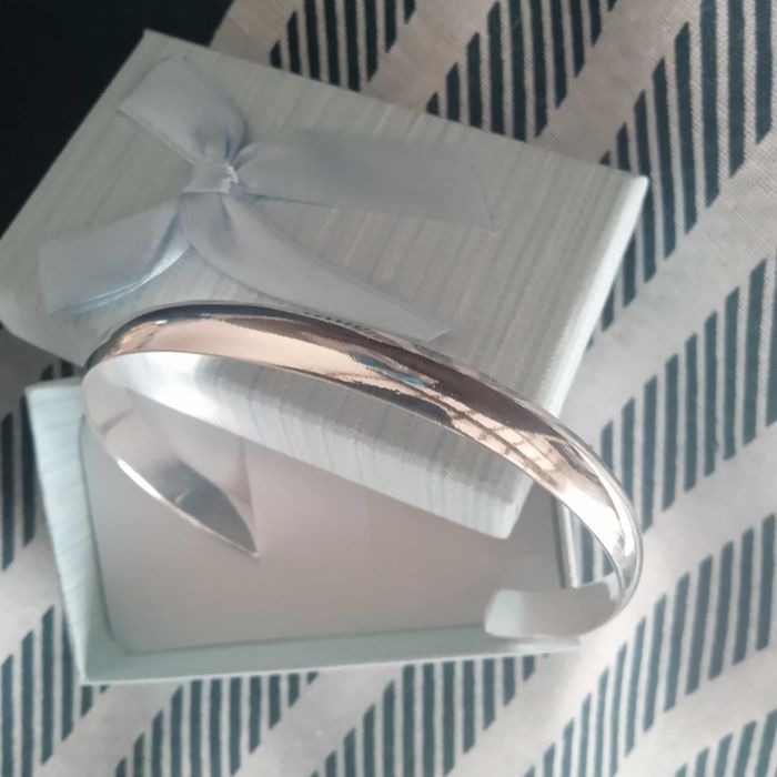 Масивна, сребърна, твърда гривна. 12 различни модели с/ без закопчалка