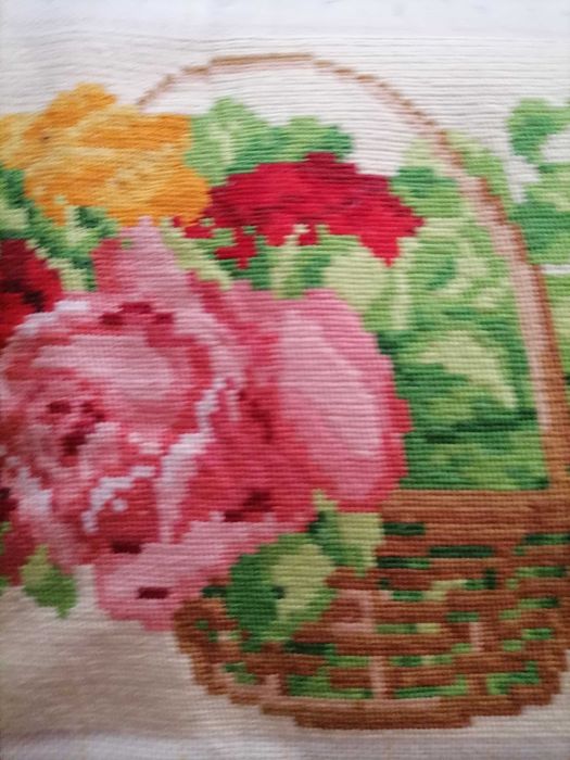 Бродирани нови гоблени