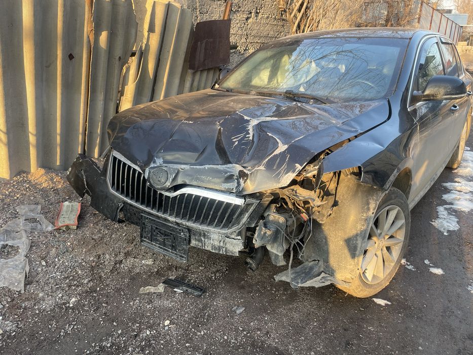 Skoda Superb 2014 2л турбо