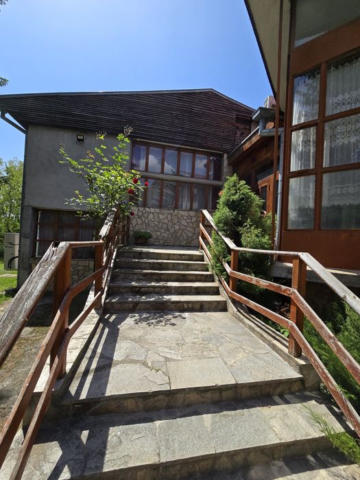 Хотелски комплекс , с. Горно Изворово, общ. Казанлък,  обл