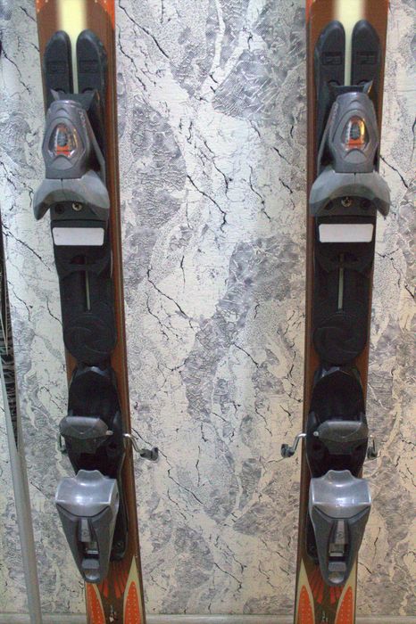 Горные лыжи Rossignol 162 см + крепления + палки