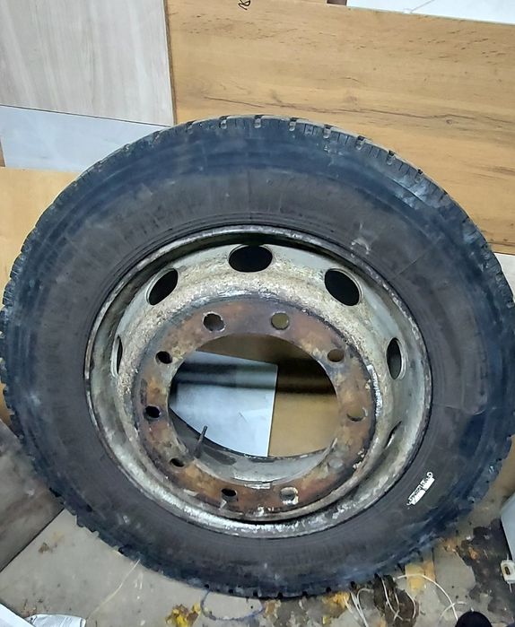 Продается резина с диском