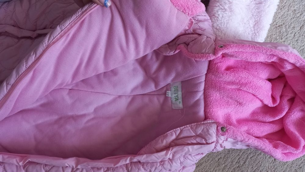 Продам комбинезоны м куртки