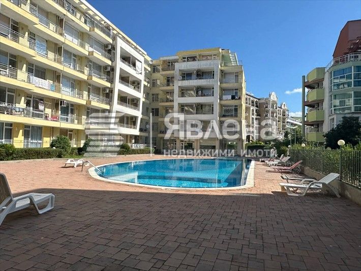 Продава се Двустаен апартамент в к.к. Слънчев бряг - 73 кв.м за 788 €/кв.м - Снимка #10