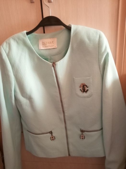 Пиджак салатового цвета