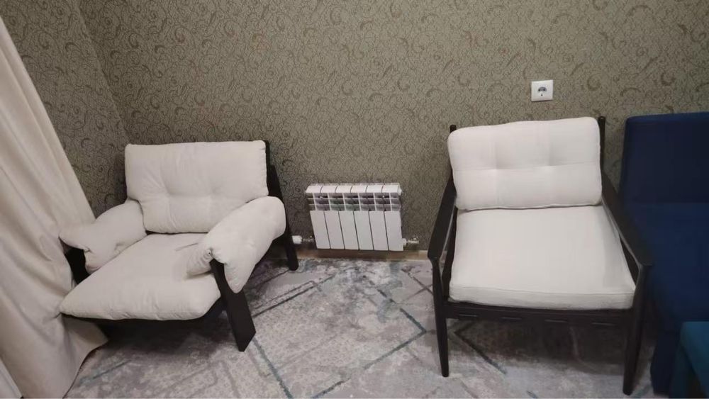 Новые стулья из Китаяя