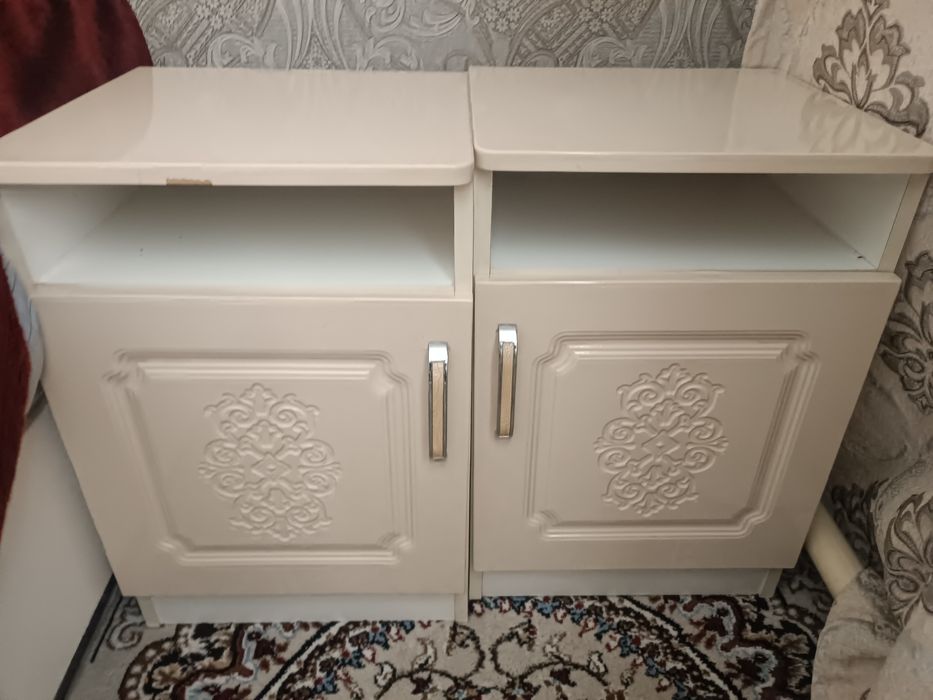 Продам спальный гарнитур