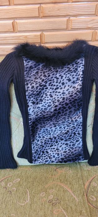 Свитер женский,теплый.