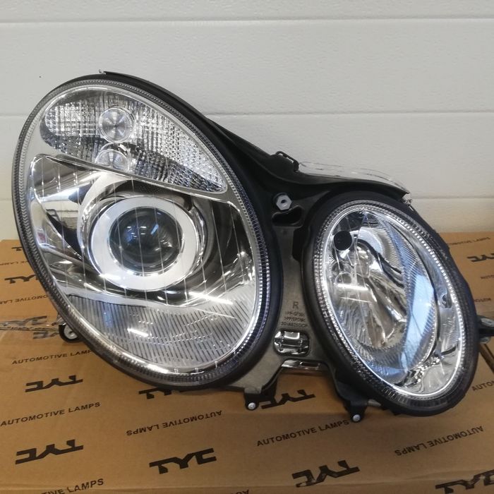 Фарове за Mercedes E-class W211 /2002-2009/