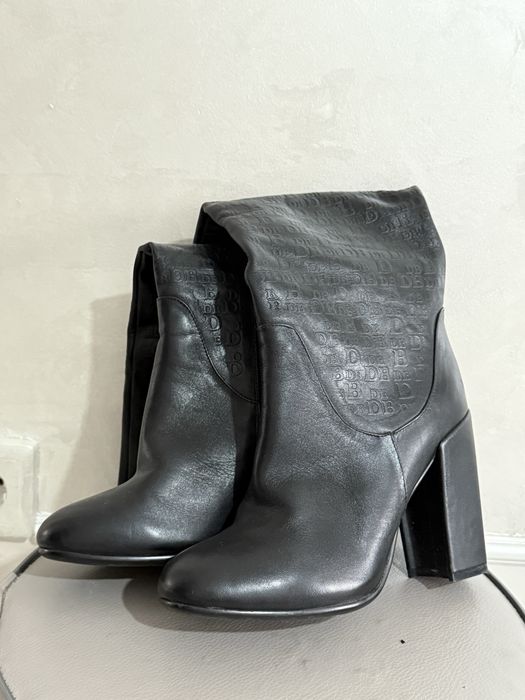 Женские кожаные сапоги