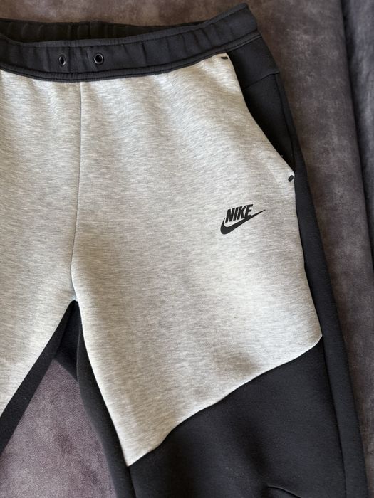 Nike tech fleece