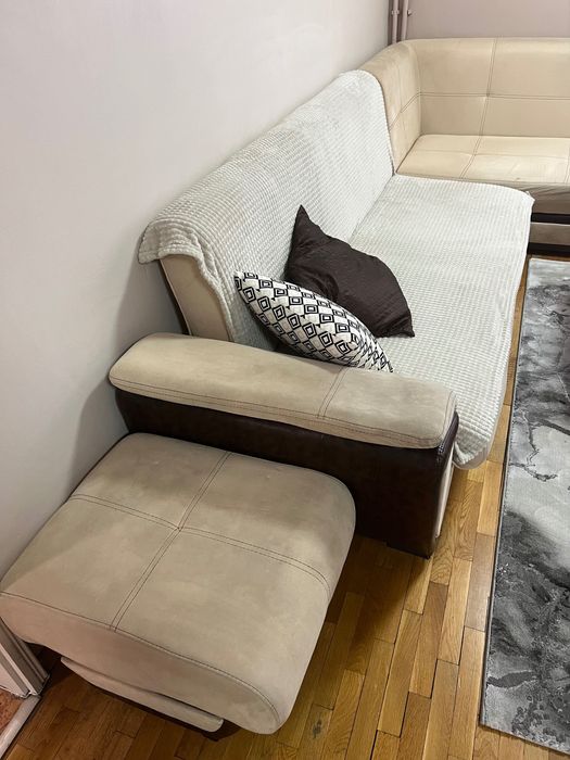Ъглов диван с размери 3,00/2,00 м.