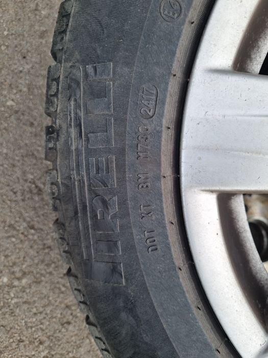 2 бр Зимни гуми Pirelli Sottozero
