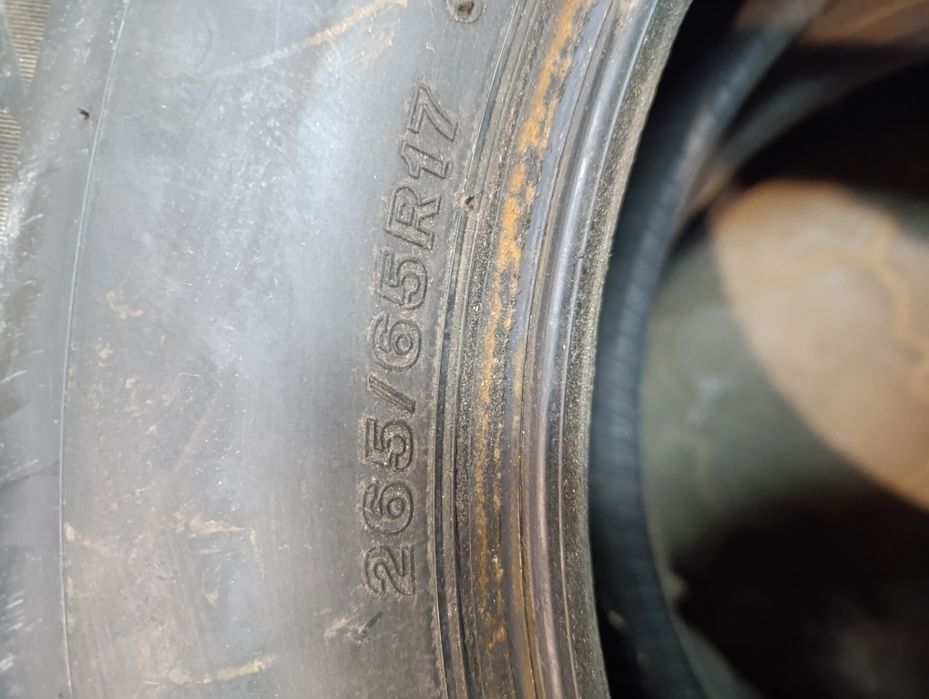 265/65/17 две шины