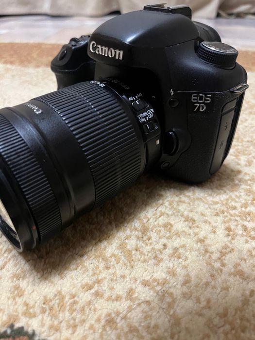 Canon 7D в хорошем состояние
