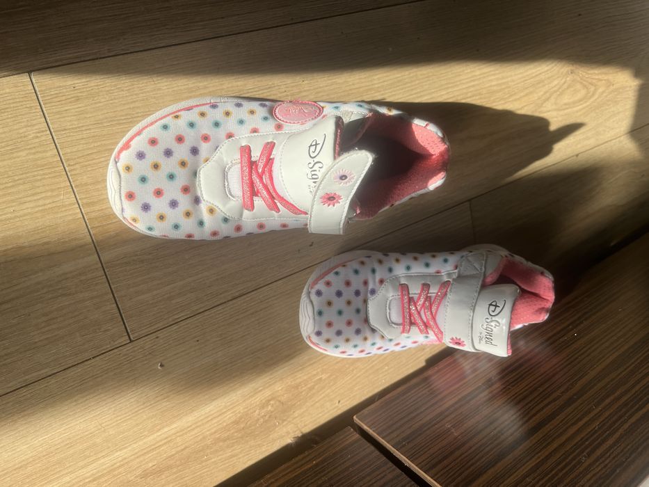 Adidasi Disney Violetta 35