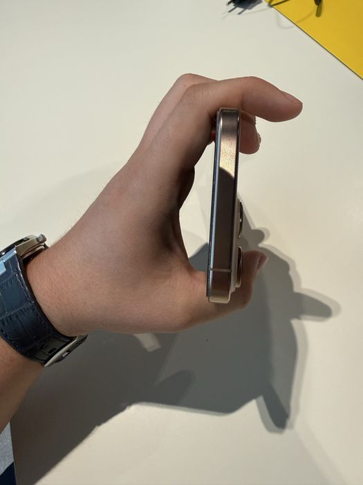 iPhone 16 pro max 1TB