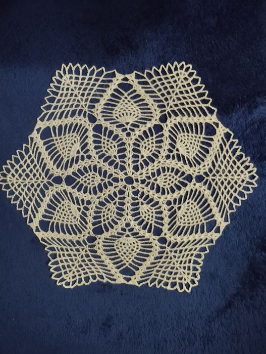 Продам рукоделие салфетки