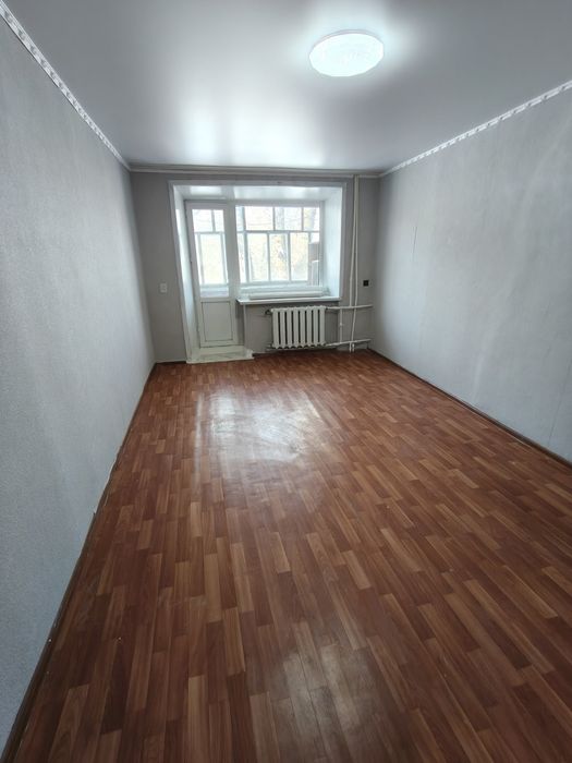 Продаём двухкомнатную квартиру в районе "Экспресса"