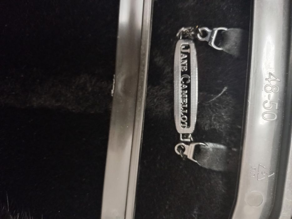 Продам новую дубленку