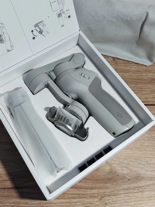 DJI Osmo Mobile SE – 3-осов стабилизатор за смартфон