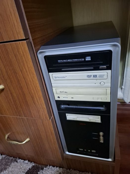 Продаётся монитор