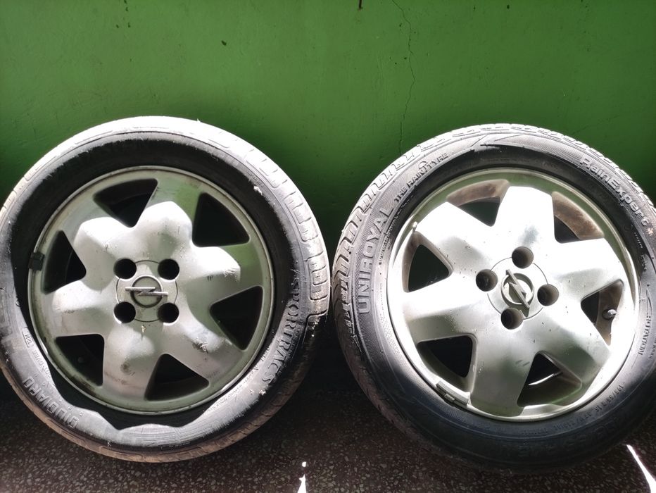 Джанти Опел Астра и гуми 225/55 R18
