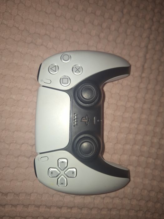Vând maneta ps5 functionala