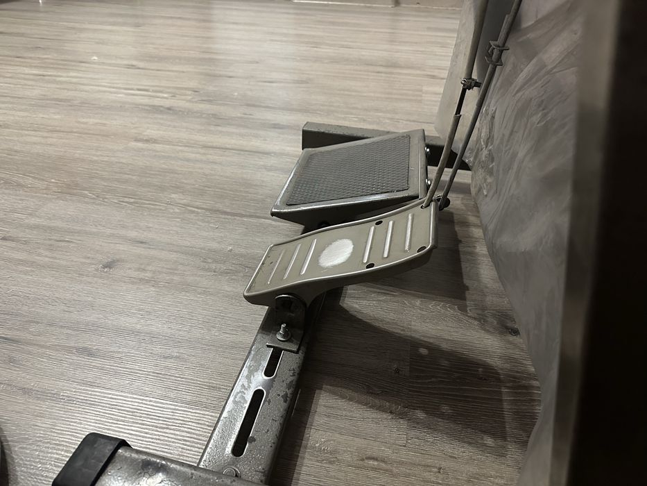 Японский оверлок Brother 5-ниточный