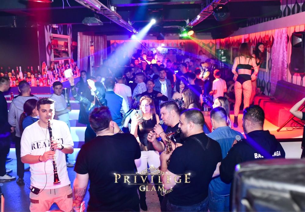 Afacere la cheie /Afacere de vânzare club
