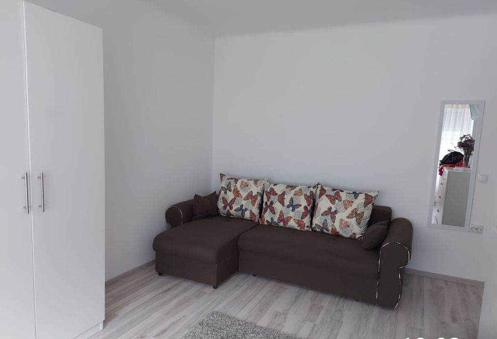 Închiriez garsoniera zona Traian