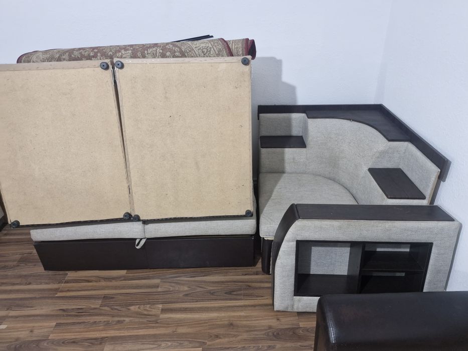 Продаю диваны 2 штук