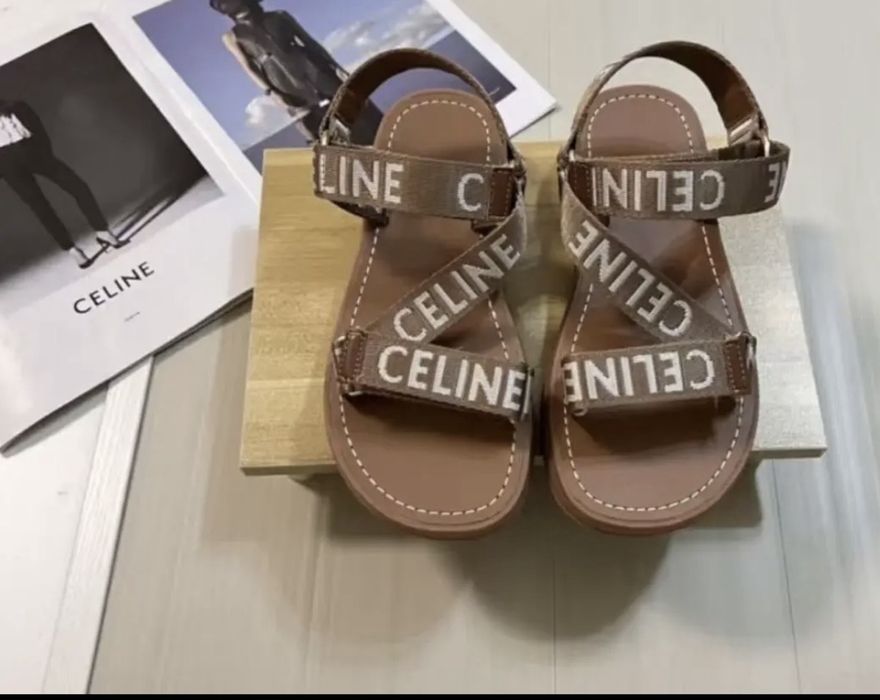 Босоножки новые кожа