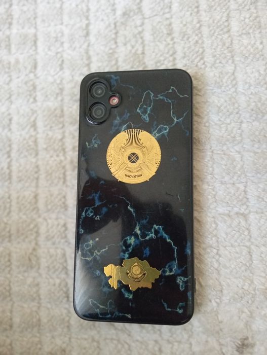 Телефон сатылады